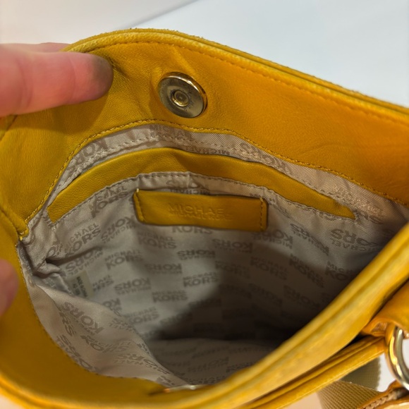 Michael Kors Crossbody Bag Statement Piece Yellow Leather - Picture 10 of 13